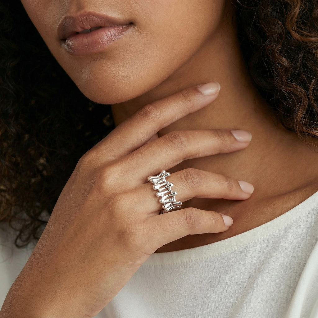Twisted Waves Ring
